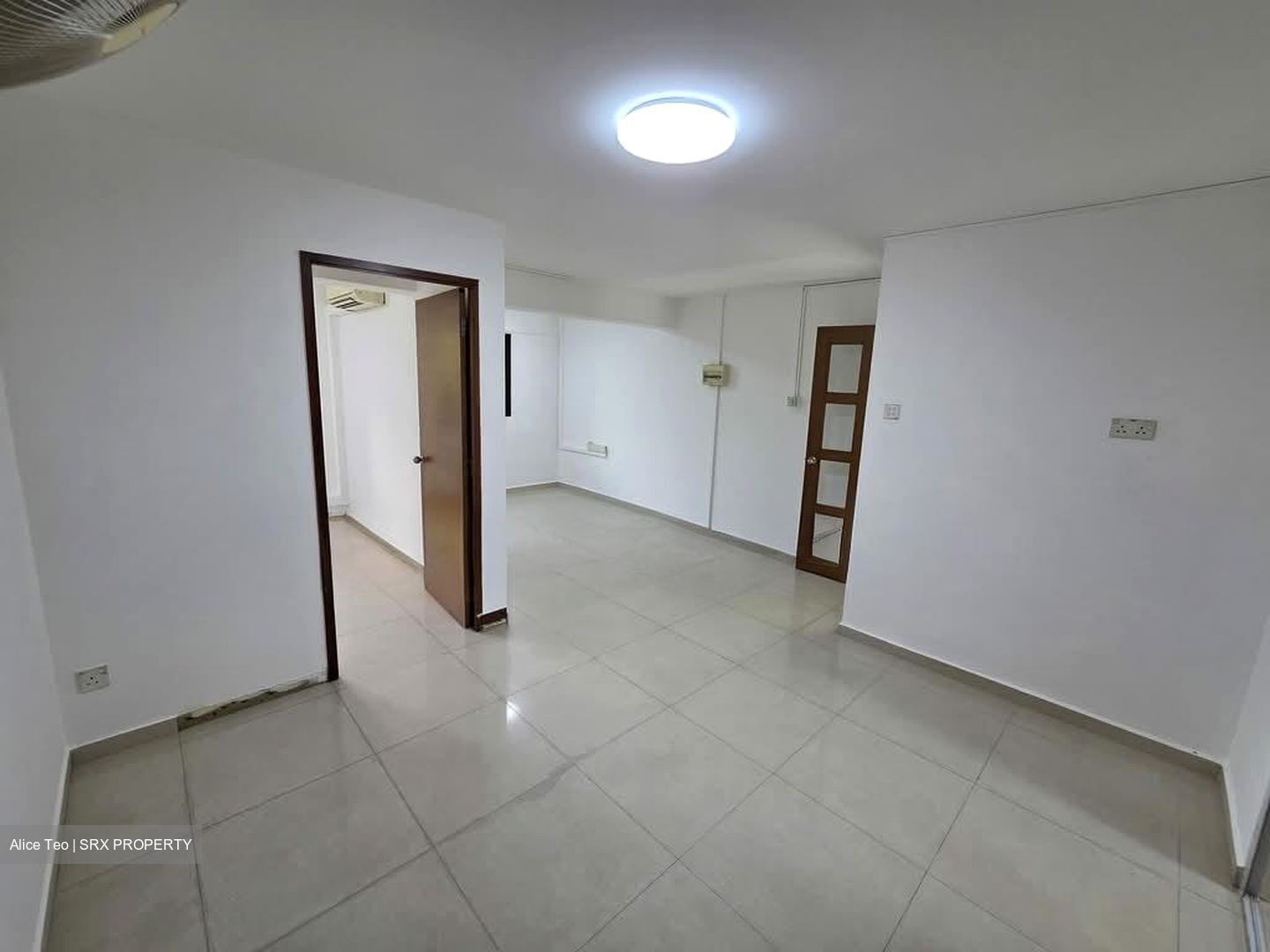 Upper Boon Keng Road (D14), Shop House #576547381